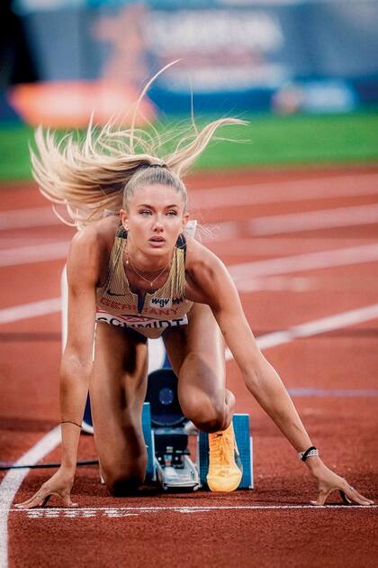 Además de atleta, Alica Schmidt es modelo (es embajadora de Hugo Boss y el año pasado participó en la Semana de la Moda de Milán) e influencer (tiene casi seis millones de seguidores en Instagram).