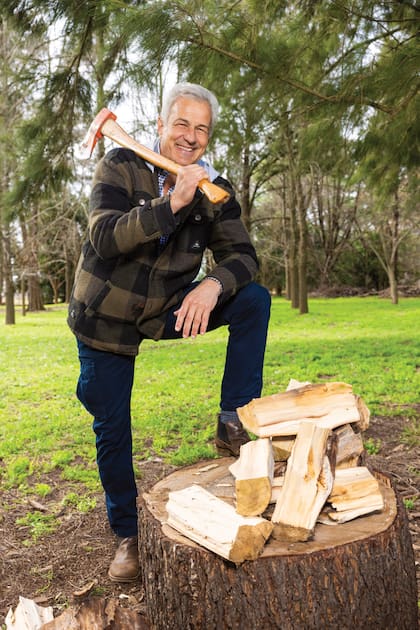 Además de ayudar en el campo, Ivo sigue con El sótano, se busca empleado, una comedia teatral que dirige Fernando Pereyra. También atiende pacientes de manera individual y en un consultorio ambulatorio. Él cuenta: "Desde hace diez años, rehabilito personas con adicciones: cuando sanás a un adicto, sanás a todo un sistema, a toda una familia que sufre".