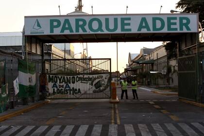 Además de Chazki, la empresa involucrada en el conflicto sindical, hay otras 26 que no pueden trabajar.