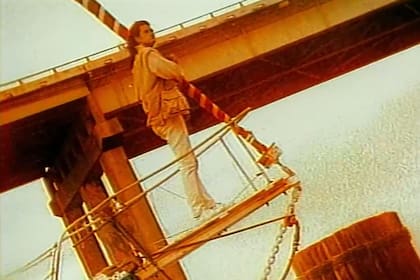 Además de la letra, los planos de Arjona en el videoclip también se hicieron icónicos