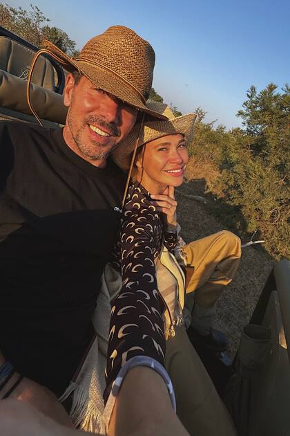 Además de los safaris fotográficos, los Simeone disfrutaron de actividades y juegos en familia como el jenga, las cartas y un divertido karaoke.