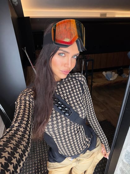 Además de producciones de fotos, Nara disfrutó de varias jornadas de esquí (Foto: Instagram @zaira.nara)