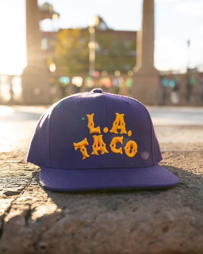 Además de ser un blog, LA Taco comenzó a vender accesorios, indumentaria y diferentes artículos