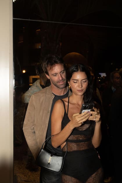 Además de su mamá y su hermana, Zaira estuvo acompañada por su novio, el polista Facundo Pieres, con quien arribó a Punta del Este el pasado 20 de diciembre