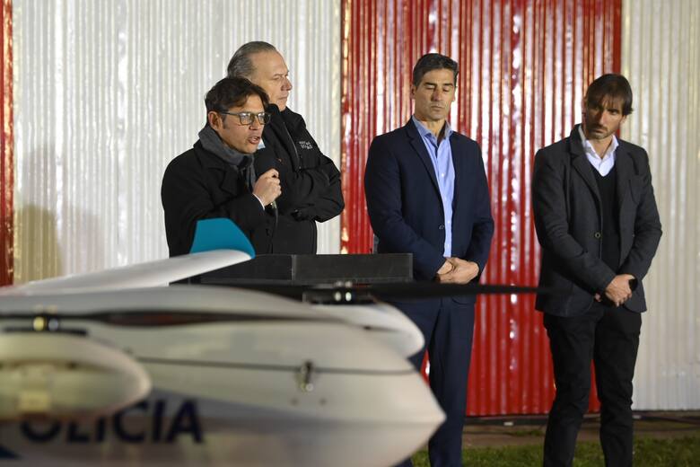 Costaron US$7 millones: Kicillof y Berni vigilarán con 10 drones la seguridad de los campos