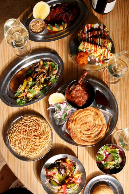 Además del pato, hay muchos platitos de inspiración asiática, pero con productos locales, que se lucen en la carta plena de sabores.