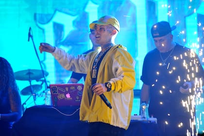 Además, el cantante está trabajando en su nuevo álbum, que, según adelantó, tendrá 25 canciones (como su edad) de diferentes estilos: rock, cumbia y trap