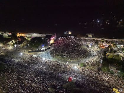 Además, la programación incluye el Gran Ensamble del Paraná (más de 100 artistas) y la participación de ganadores del Premate 2026