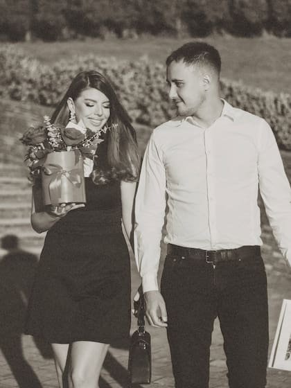 Adna y Faris en su despedida de solteros