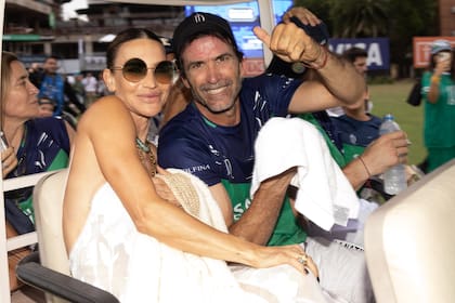 Adolfito celebró su 19° victoria en el Abierto y la pregunta que más le hicieron fue si va por la número veinte