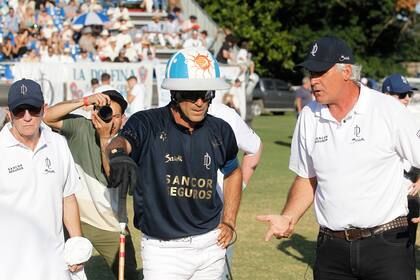 Adolfo Cambiaso debutó en la Triple Corona en 1992 y este año cumplirá su 30ª temporada, dándose el gusto de jugar junto a su hijo, Poroto.