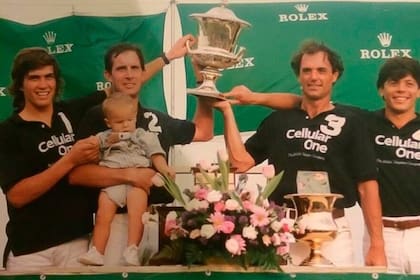 Adolfo Cambiaso en Cellular One, en 1991, cuando ganaron la Copa de Oro en Palm Beach. Con Luis Lalor, Ernesto Trotz y Adam Lindeman