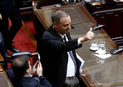 Adorni presentó el balance de gestión del Gobierno