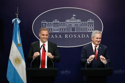 Adorni y Quirno, el 6 de febrero de 2026