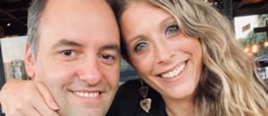 Cuando Adorni se indignaba por las comitivas presidenciales y los políticos que vuelan en avión privado