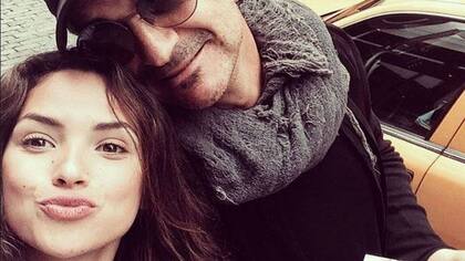 Adria junto a su padre Ricardo