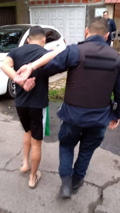 Adrián Albanese fue asesinado en su pizzeria el sábado por la noche cuando los delincuentes le pidieron que se saqué la alianza de matrimonio