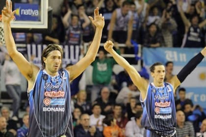 Adrián Boccia festeja el triunfo ante Regatas