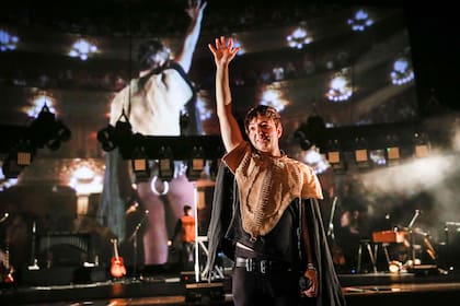 Adrián Dárgelos conquista el Teatro Colón. A los 25 años de trayectoria, Babasónicos llegó a la sala más prestigiosa de la ciudad