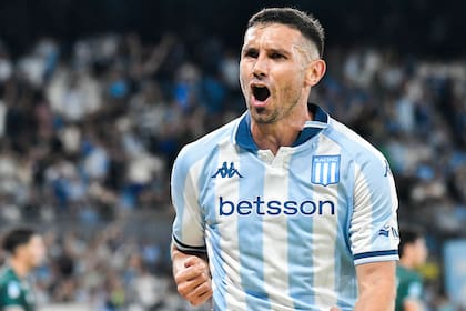 Adrián 'Maravilla' Martínez, una fija para Racing en el clásico: no está claro si será el único delantero