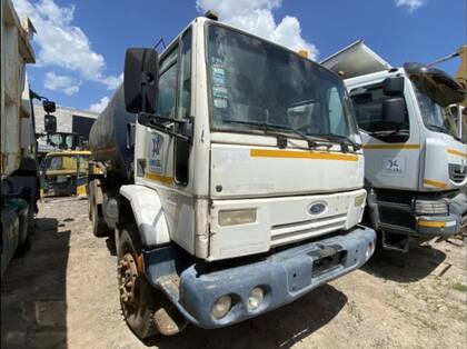 Adrián Mercado rematará más de 20 camiones