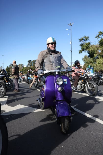 Adrián Spiezker fue en una Siambretta 125 1962