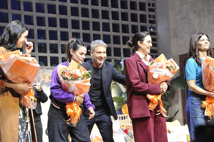 Adrián Suar en el estreno de Las hijas, pieza que regresará a la cartelera porteña