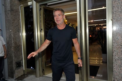 Adrián Suar, viejo amigo de Alejandra, compañero de elenco en los ciclos televisivos De carne somos y Así son los míos