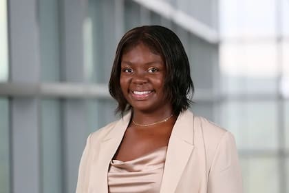 Adriana Lacy fue seleccionada en la lista Forbes 30 Under 30 de 2023