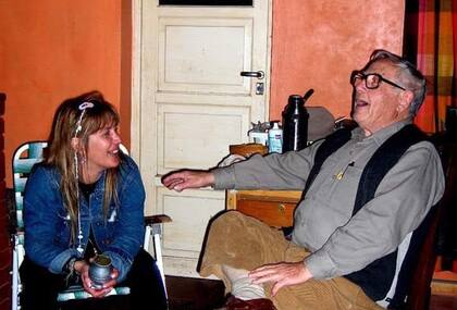 Adriana recordó a sus padres, su educación y los años libres de su infancia y juventud.