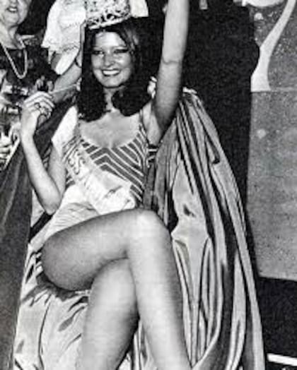 Adriana Salgueiro, reina de belleza; fue Miss Argentina 1976, representó al país en la elección de Miss Mundo