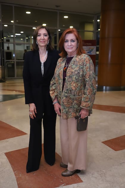 Adriana Vaccaro, subdirectora ejecutiva, y Teresa González Fernández,  presidente de ALPI 