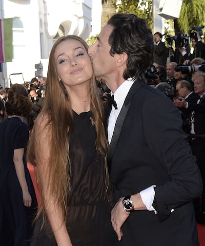 Adrien Brody y Lara Leito, en Cannes en 2014