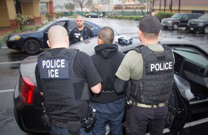 Advierten que se trata de una oportunidad para que el ICE arreste a padres migrantes