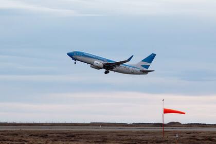 Aerolíneas Argentinas informó cómo será su funcionamiento durante el paro de este jueves.