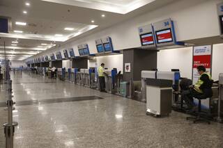 Por el paro, hoy no habrá vuelos de Aerolíneas y crece el conflicto