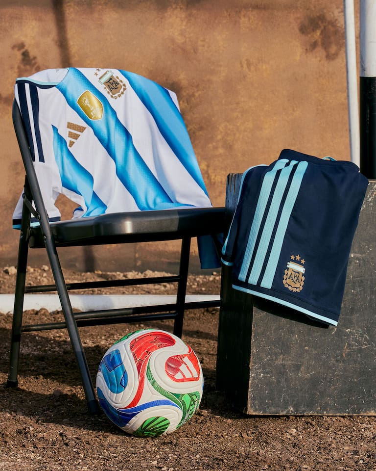AFA presentó la nueva camiseta de la selección argentina para el Mundial 2026