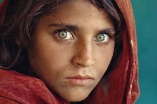 ¿Quién tomó la famosa fotografía de la “Afghan Girl”?