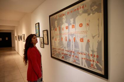 Afiche de la célebre muestra "El Rojas presenta: algunos artistas", curada por Gumier Maier, que se presentó en 1992 en el Centro Cultural Recoleta