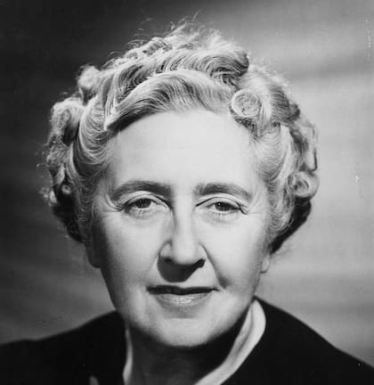 Agatha Christie, nacida un día como hoy de 1890, escribió 66 novelas, que fueron traducidas a 103 idiomas
