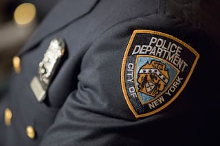 Agente de NYPD fuera de servicio mata a un hombre con una pistola falsa en Staten Island