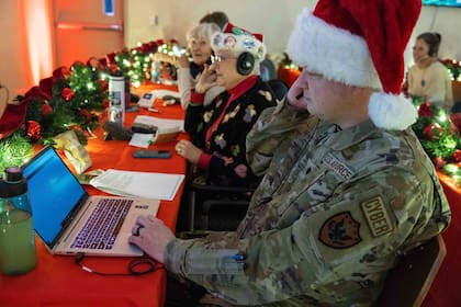Agentes de NORAD rastrean la ubicación en tiempo real de Santa Claus (Facebook/NORAD Tracks Santa)