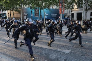 Incidentes en París tras el triunfo del PSG en la final de la Champions League