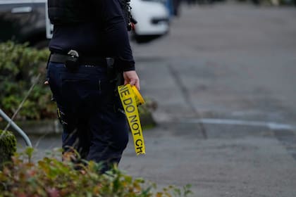 Agentes federales de inmigración dispararon e hirieron a personas en Portland, Oregon