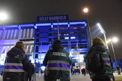 Agentes porteños controlarán los antecedentes de espectadores en el estadio José Amalfitani