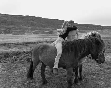 Agnieszka Sosnowska, inmigrante polaco-americana radicada en Islandia, registra su vida cotidiana