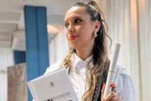 Nerviosa y tras un gesto clave del consulado, comienza el juicio a la abogada argentina acusada de racismo