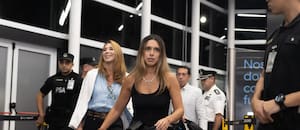 Agostina Páez llegó a Buenos Aires después de dos meses detenida en Brasil por racismo