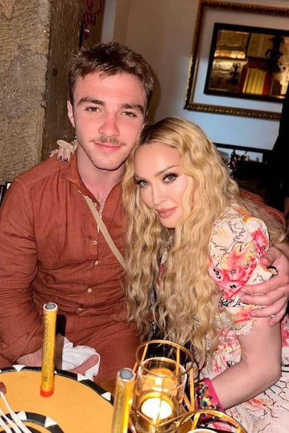 Agosto de 2023. Madonna celebró el cumpleaños número 23 de su hijo en Portugal.