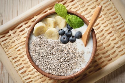 El motivo por el que recomiendan agregarle miel al yogur 6 Agregarle miel al yogur le hace bien al sistema digestivo